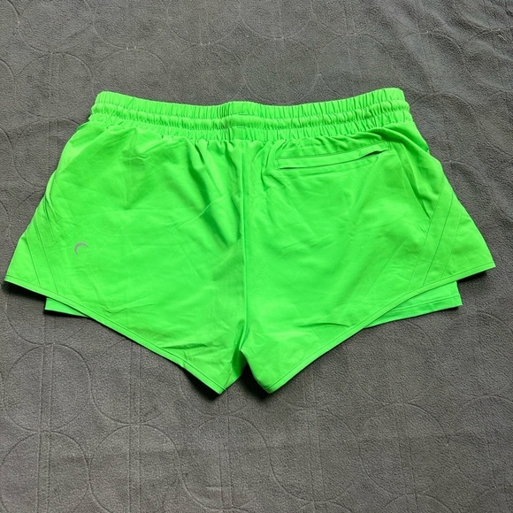 ZYIA women’s green active shorts L NWT - Picture 5 of 9